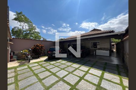 Casa à venda com 200m², 4 quartos e sem vagaEntrada 