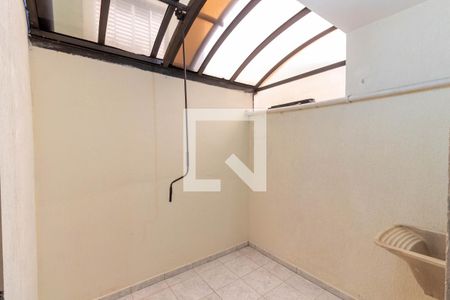 Casa de condomínio para alugar com 68m², 2 quartos e 1 vagaLavanderia