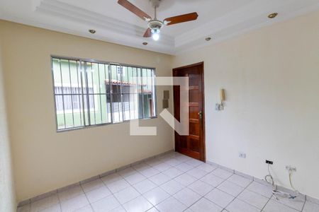 Sala de casa de condomínio para alugar com 2 quartos, 68m² em Parque Boturussu, São Paulo