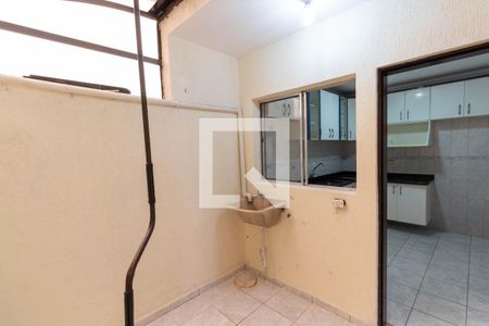 Casa de condomínio para alugar com 68m², 2 quartos e 1 vagaLavanderia