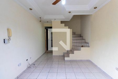 Sala de casa de condomínio para alugar com 2 quartos, 68m² em Parque Boturussu, São Paulo