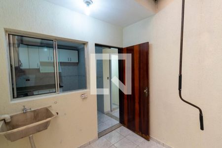 Casa de condomínio para alugar com 68m², 2 quartos e 1 vagaLavanderia