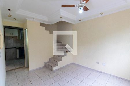 Sala de casa de condomínio para alugar com 2 quartos, 68m² em Parque Boturussu, São Paulo