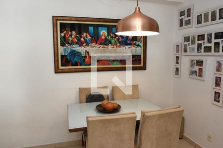 Apartamento à venda com 57m², 2 quartos e 1 vagaSala