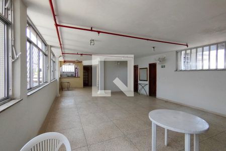Apartamento para alugar com 78m², 2 quartos e sem vagaÁrea comum - Salão de festas