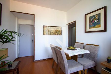 Sala de apartamento para alugar com 2 quartos, 68m² em Icaraí, Niterói