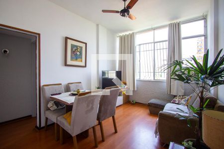 Sala de apartamento para alugar com 2 quartos, 68m² em Icaraí, Niterói
