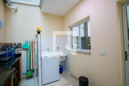 Casa à venda com 143m², 2 quartos e 3 vagas Casa à venda com 143m², 2 quartos e 3 vagasÁrea de serviço