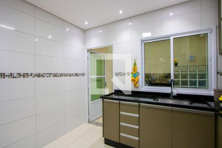 Casa à venda com 143m², 2 quartos e 3 vagas Casa à venda com 143m², 2 quartos e 3 vagasCozinha