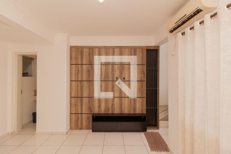 Sala de casa de condomínio para alugar com 2 quartos, 90m² em Rondônia, Novo Hamburgo