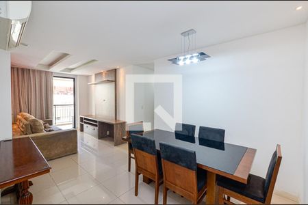 Sala de apartamento para alugar com 3 quartos, 90m² em Vital Brasil, Niterói