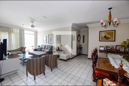 Sala de apartamento à venda com 3 quartos, 290m² em Icaraí, Niterói