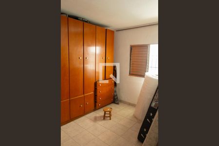 Quarto 1 de casa para alugar com 2 quartos, 150m² em Jardim Guarau, São Paulo