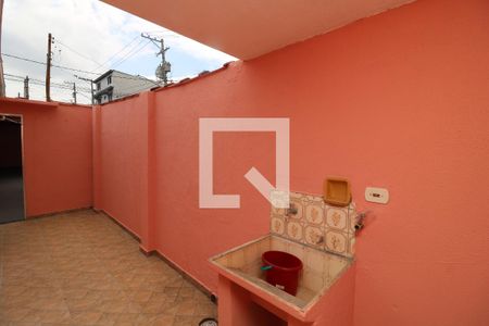 Casa para alugar com 111m², 2 quartos e 1 vagaÁrea de Serviço