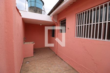 Casa para alugar com 111m², 2 quartos e 1 vagaÁrea de Serviço