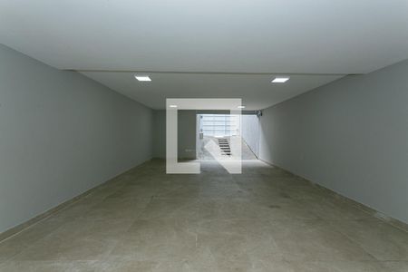 Casa à venda com 320m², 5 quartos e 5 vagasGaragem