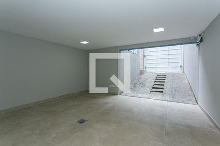 Casa à venda com 320m², 5 quartos e 5 vagasGaragem