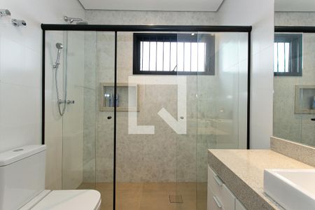 Casa à venda com 320m², 5 quartos e 5 vagasBanheiro da Suíte 2