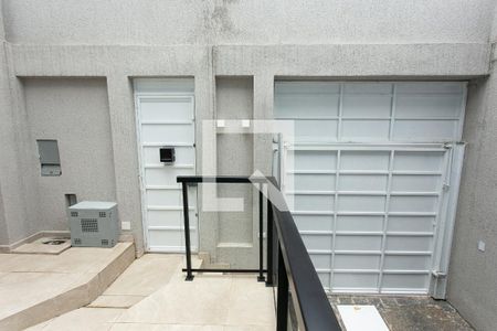 Casa à venda com 320m², 5 quartos e 5 vagasEntrada