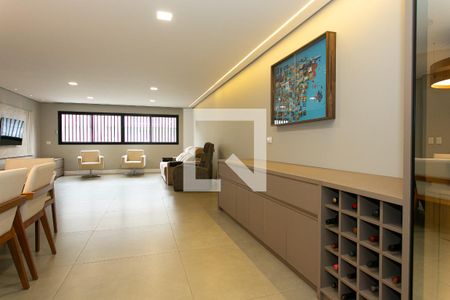 Sala de casa à venda com 5 quartos, 320m² em Vila Lais, São Paulo