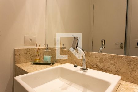 Casa à venda com 320m², 5 quartos e 5 vagasLavabo