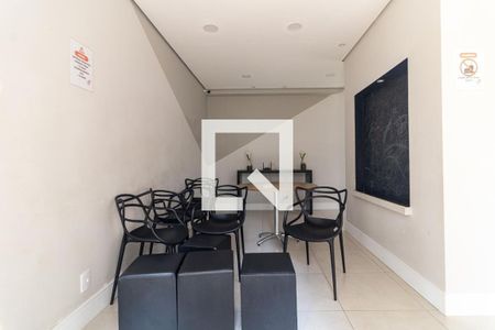 Apartamento à venda com 41m², 2 quartos e 1 vaga Apartamento à venda com 41m², 2 quartos e 1 vagaÁrea Comum - Sala de Estudos