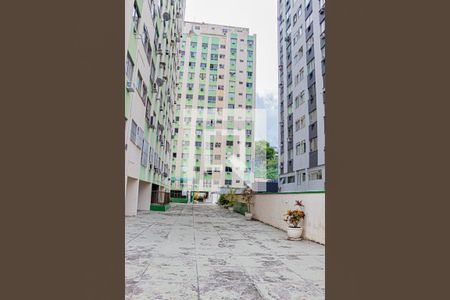 Apartamento à venda com 61m², 2 quartos e 1 vagaÁrea comum