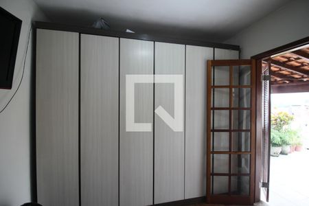 Quarto 1 de casa à venda com 3 quartos, 145m² em Jardim Cristal, São Paulo