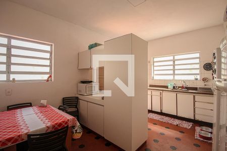 Casa para alugar com 300m², 5 quartos e 4 vagasCozinha