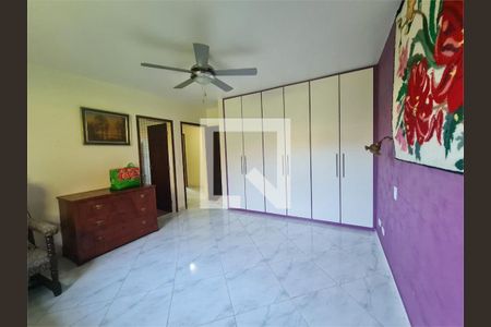 Casa à venda com 3 quartos, 304m² em Interlagos, São Paulo