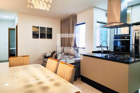 Sala de apartamento à venda com 2 quartos, 100m² em Vila Curuca, Santo André