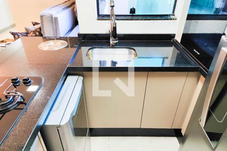 Apartamento à venda com 100m², 2 quartos e 1 vagaCozinha