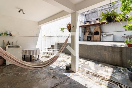 Casa à venda com 172m², 3 quartos e 1 vagaÁrea de Serviço