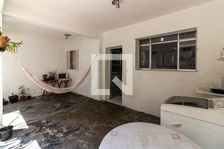 Casa à venda com 172m², 3 quartos e 1 vagaÁrea de Serviço