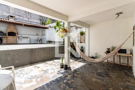 Casa à venda com 172m², 3 quartos e 1 vagaÁrea de Serviço