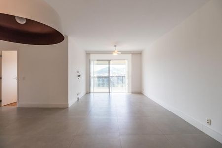Sala de apartamento à venda com 3 quartos, 110m² em Alphaville, Santana de Parnaíba