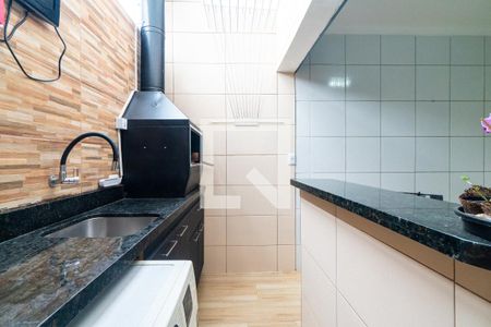 Casa de condomínio à venda com 60m², 2 quartos e 1 vaga Casa de condomínio à venda com 60m², 2 quartos e 1 vagaÁrea de Serviço