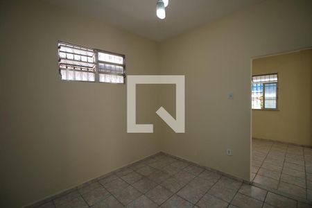 Sala 2 de casa para alugar com 2 quartos, 110m² em Brás de Pina, Rio de Janeiro