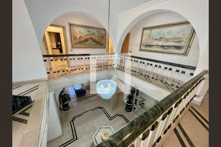 Casa à venda com 4 quartos, 1180m² em Interlagos, São Paulo