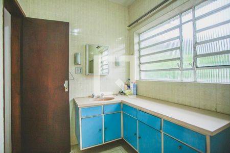 Casa à venda com 250m², 3 quartos e 2 vagasBanheiro Suíte