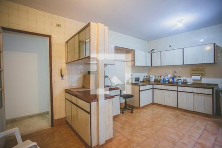 Casa à venda com 250m², 3 quartos e 2 vagasCozinha