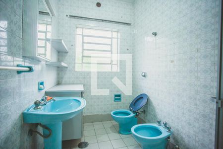 Casa à venda com 250m², 3 quartos e 2 vagasBanheiro 2