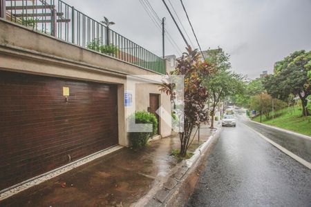 Casa à venda com 250m², 3 quartos e 2 vagasFachada