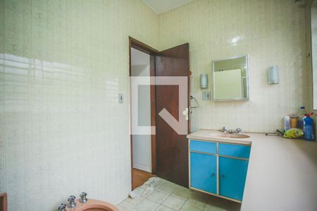 Casa à venda com 250m², 3 quartos e 2 vagasBanheiro Suíte