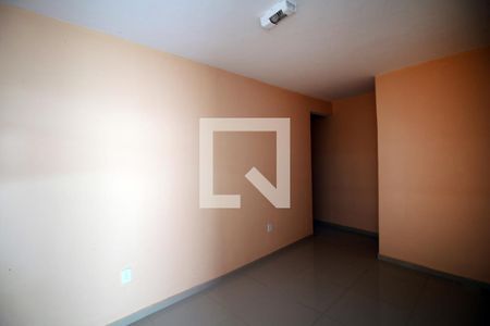 Sala de casa à venda com 1 quarto, 55m² em Brás de Pina, Rio de Janeiro