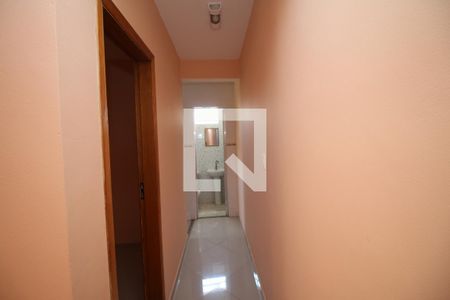 Corredor de casa à venda com 1 quarto, 55m² em Brás de Pina, Rio de Janeiro