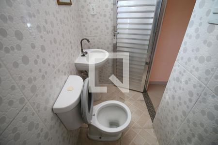 Banheiro de casa à venda com 1 quarto, 55m² em Brás de Pina, Rio de Janeiro