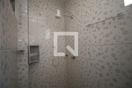 Banheiro de casa à venda com 1 quarto, 55m² em Brás de Pina, Rio de Janeiro