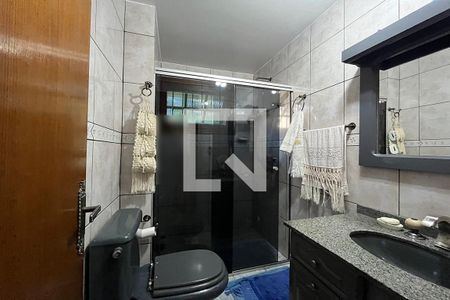 Banheiro da Suite de casa à venda com 4 quartos, 200m² em Santos Dumont, São Leopoldo