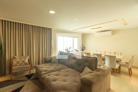 Sala de casa para alugar com 3 quartos, 150m² em Campo Grande, Rio de Janeiro